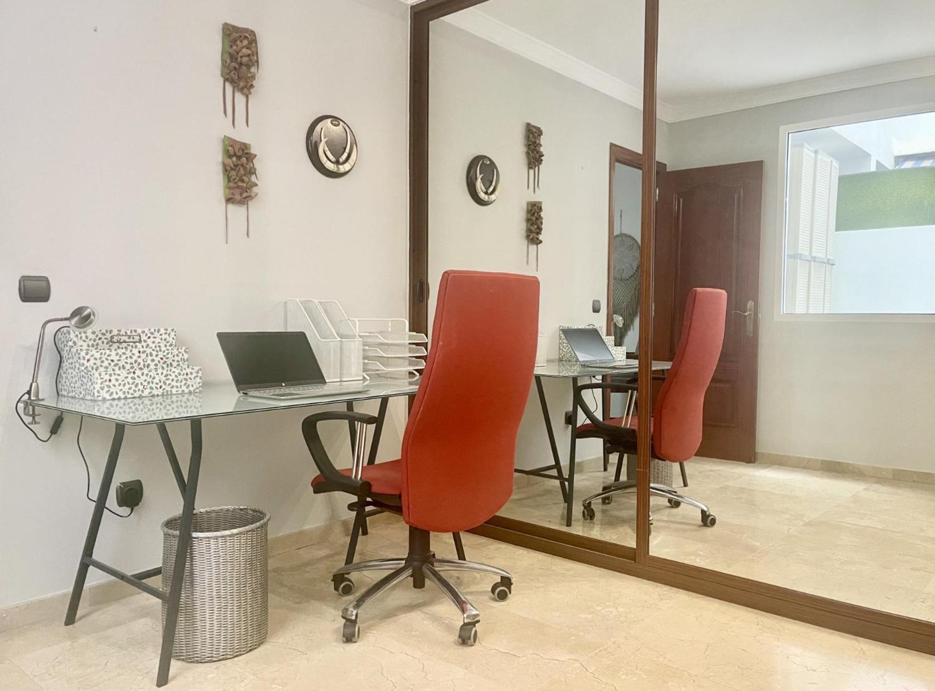 Walkiria Apartment *